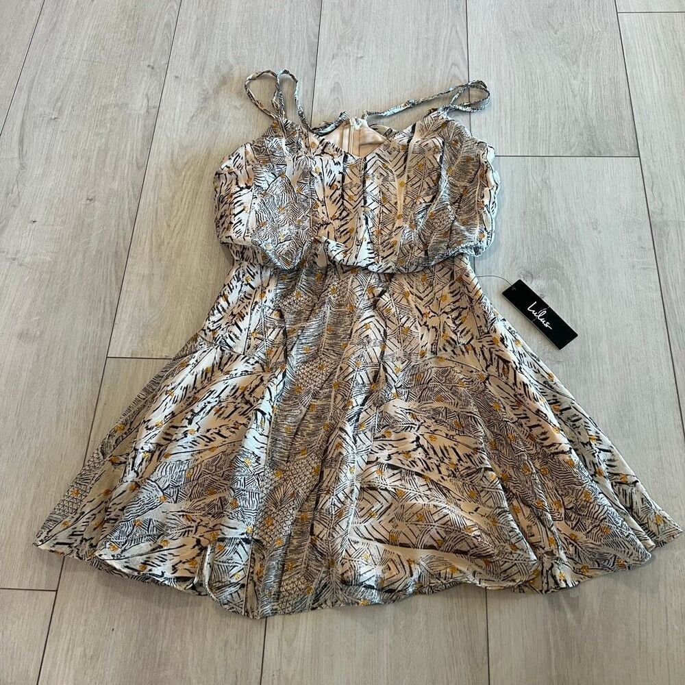 Lulus Tanis Beige Print Skater Dress size xs